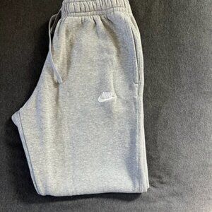 Nike Men's Sportswear Club Fleece Joggers
